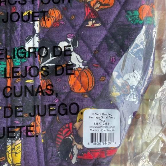 Vera Bradley Peanuts Halloween Tote 2025 New in Package - Picture 3 of 3